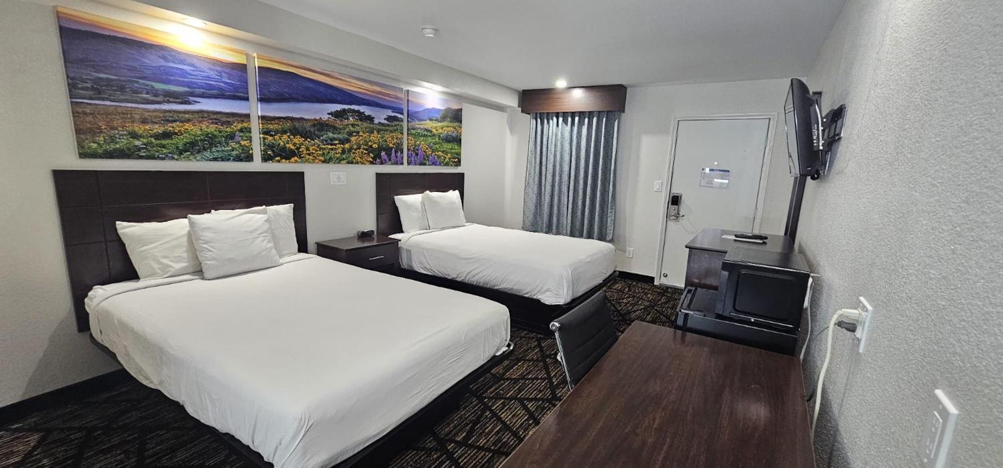 Days Inn By Wyndham Indianapolis East Post Road Exteriör bild